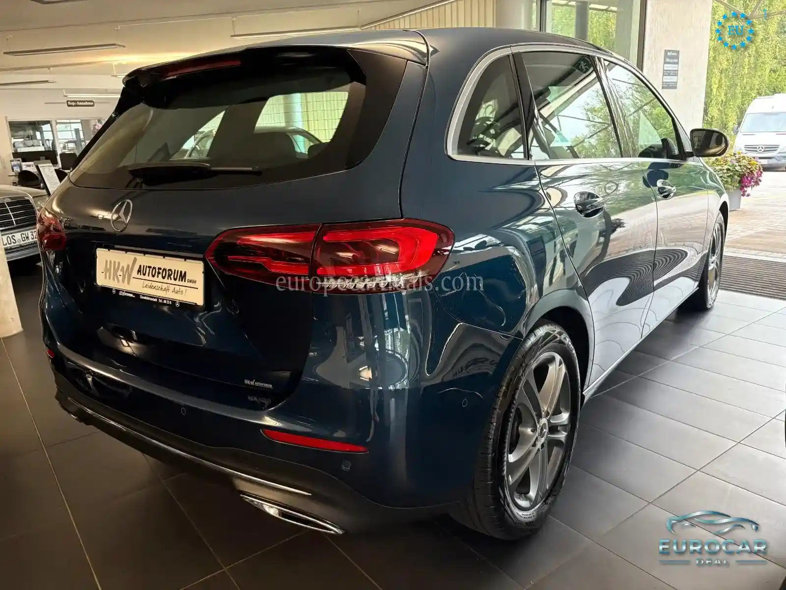 Mercedes-Benz B 220
