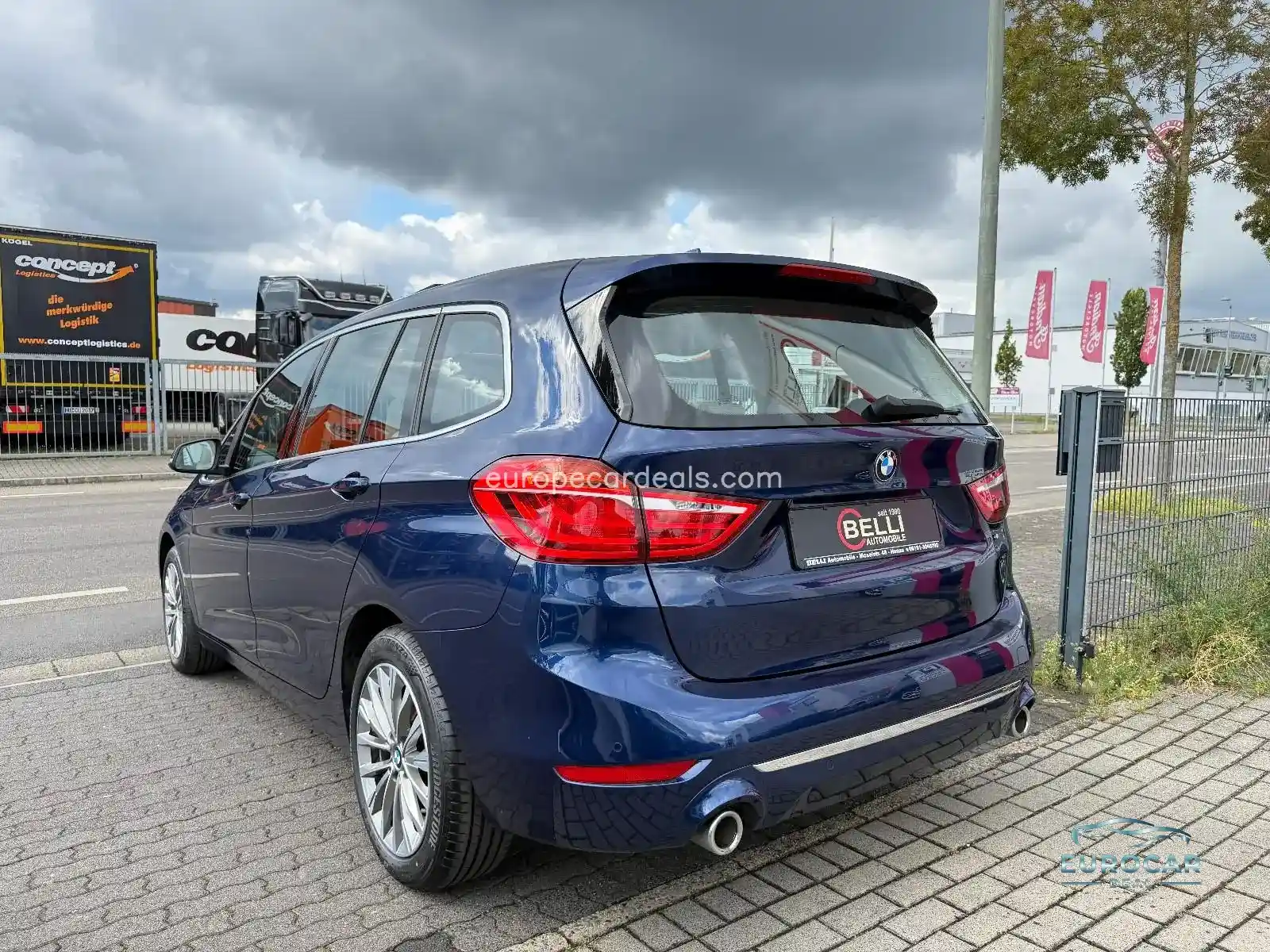 BMW 218