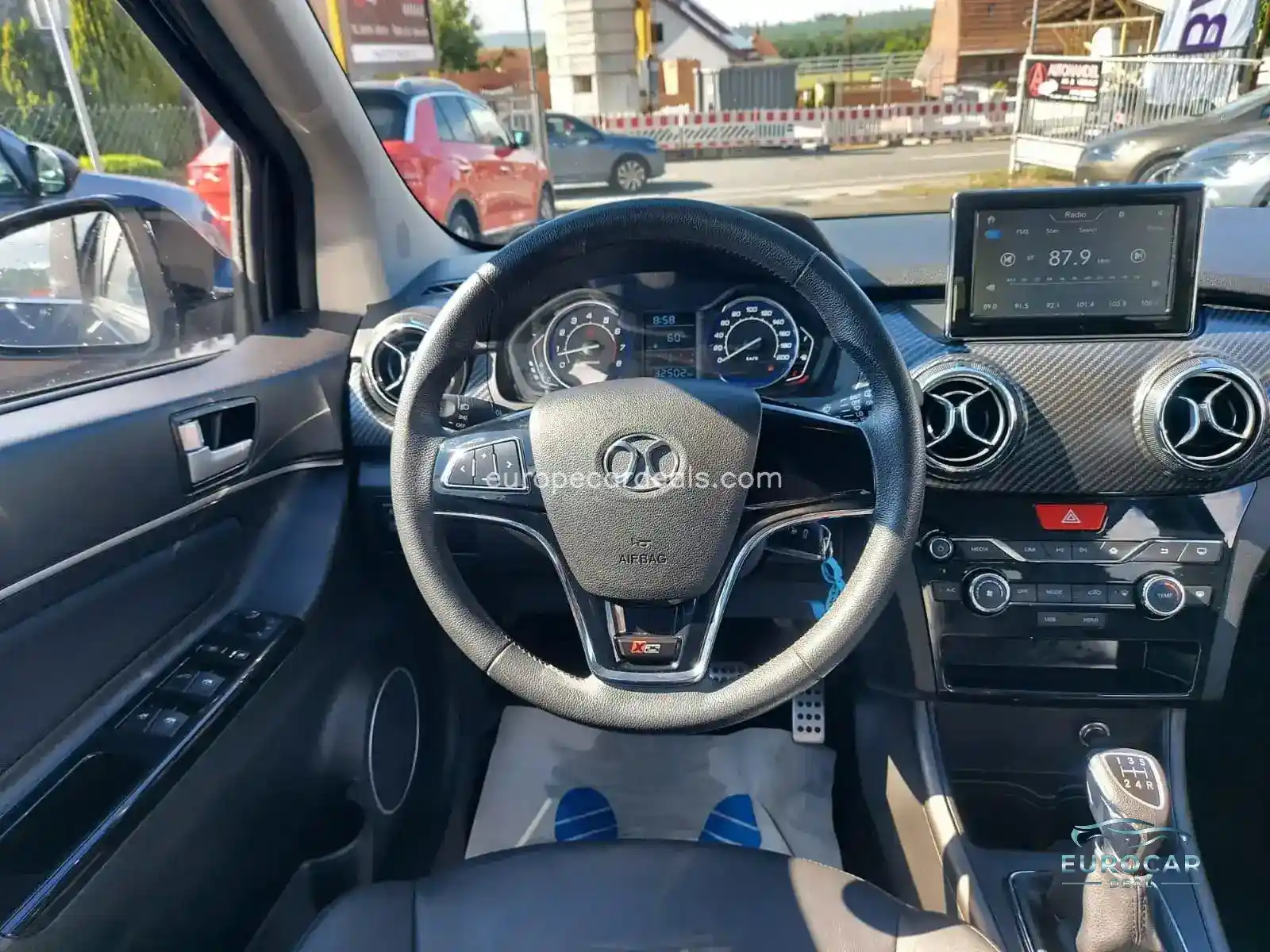 BAIC Senova X25