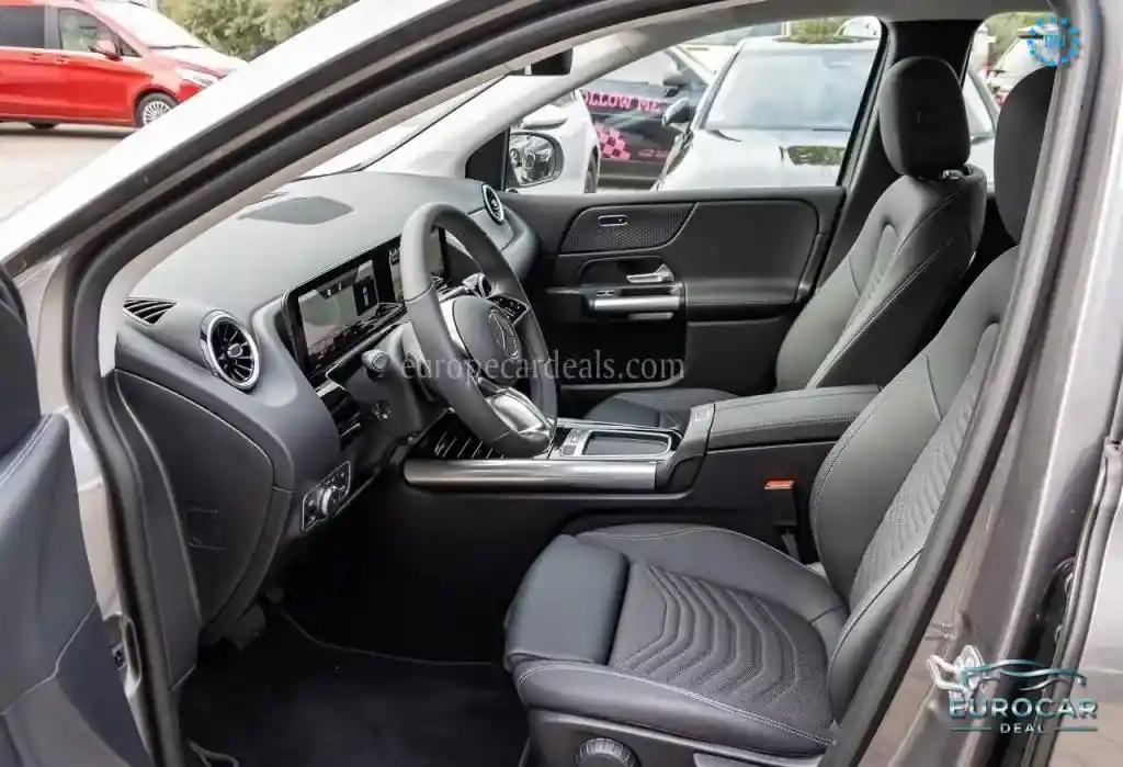 Mercedes-Benz B 180