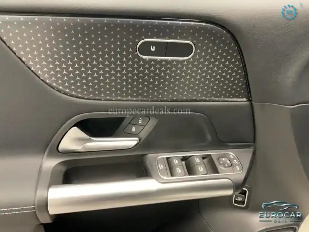 Mercedes-Benz B 220