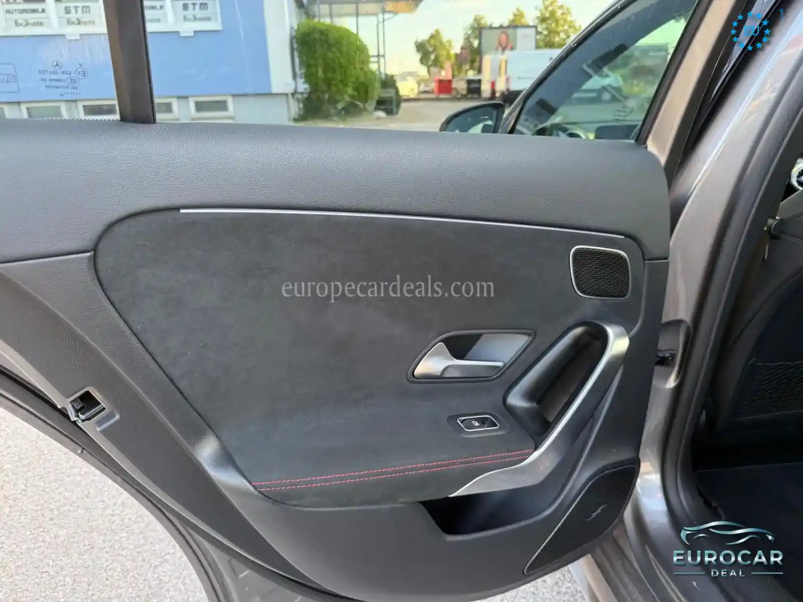 Mercedes-Benz A 220