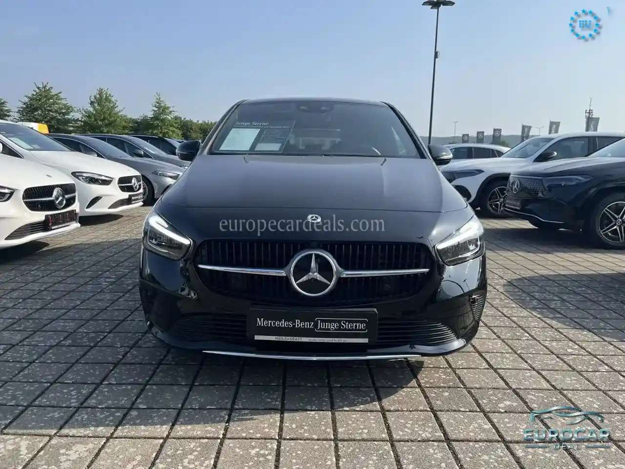 Mercedes-Benz B 180