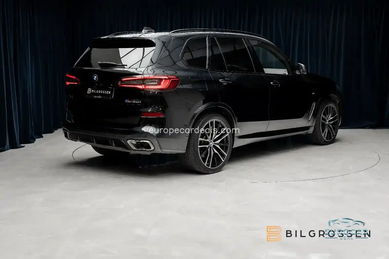 BMW X5 M50
