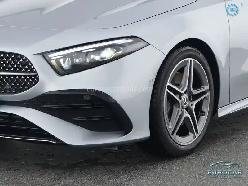 Mercedes-Benz A 220