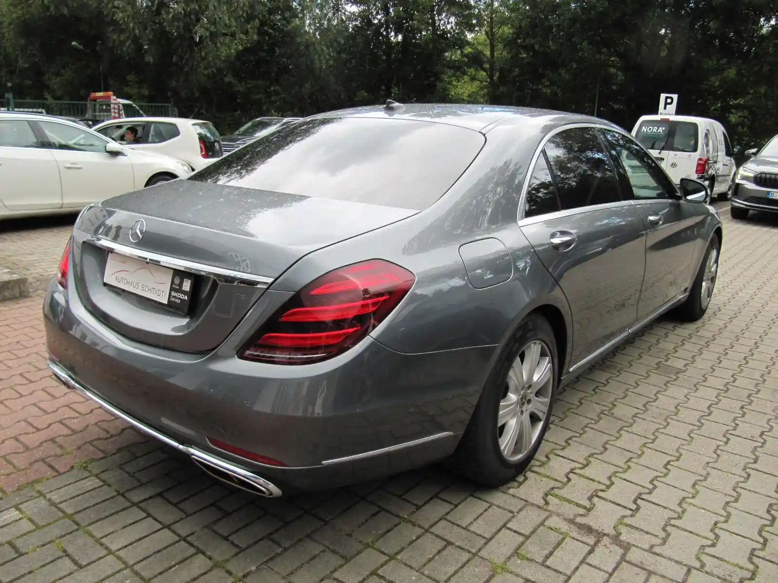 Mercedes-Benz S 600