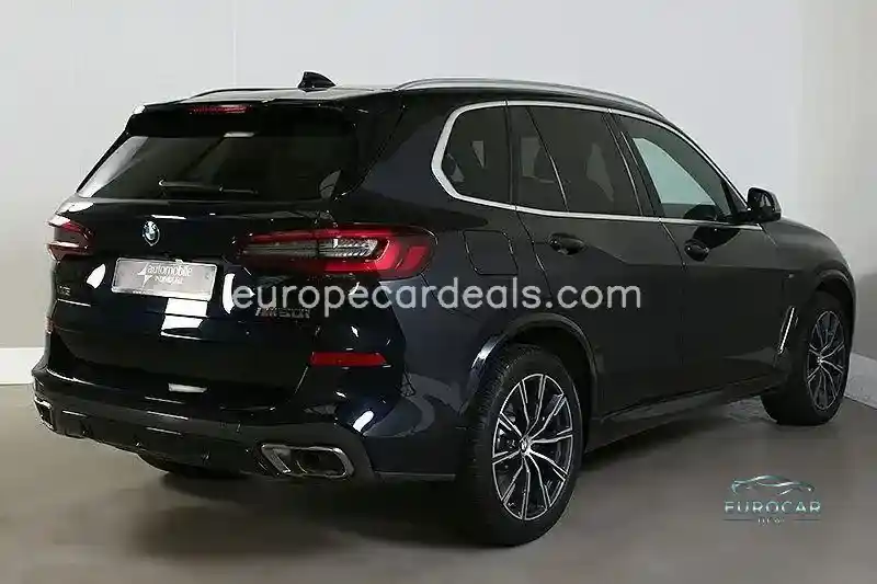 BMW X5 M50