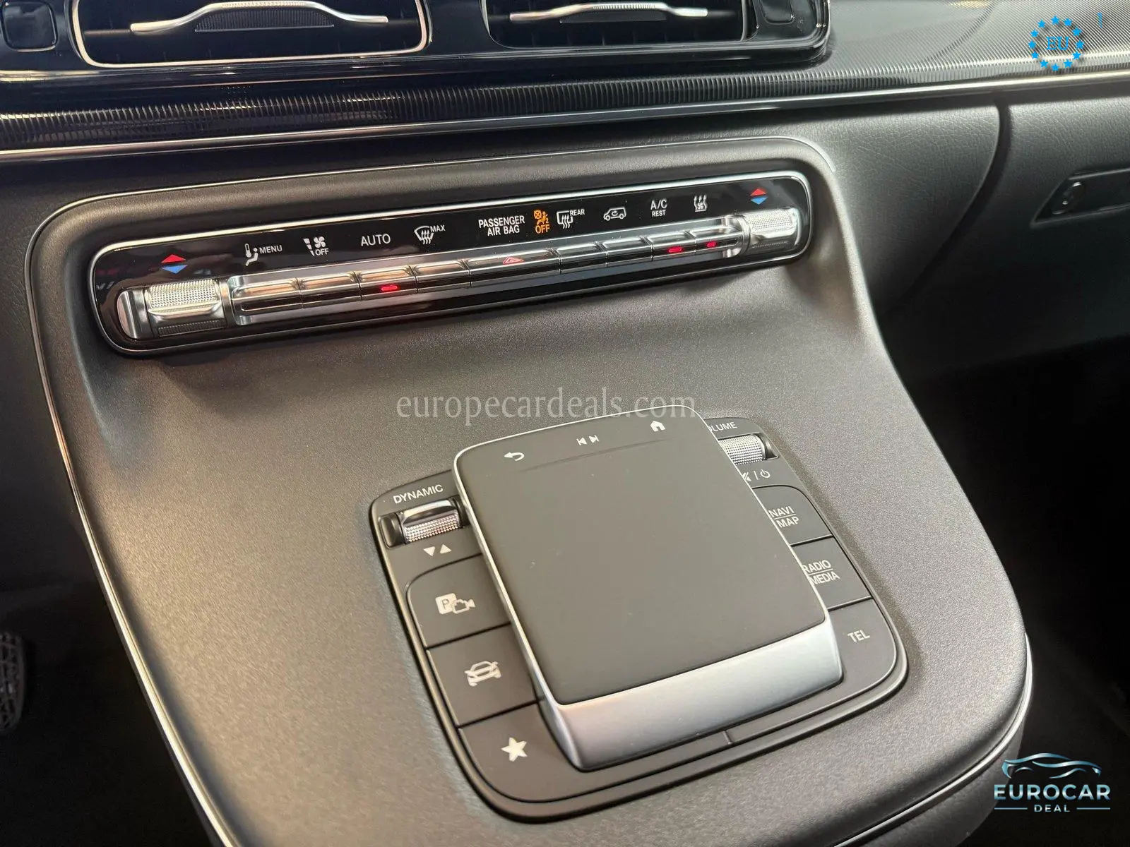 Mercedes-Benz V 220