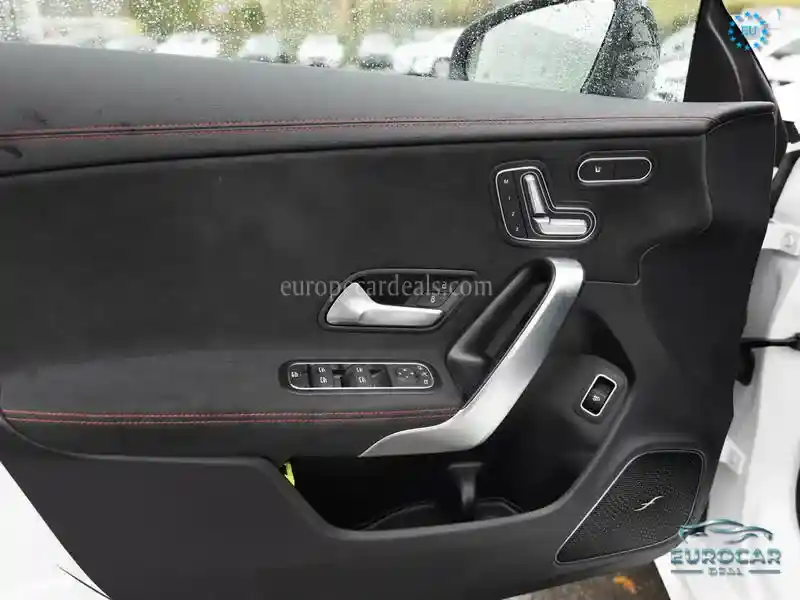 Mercedes-Benz CLA 220