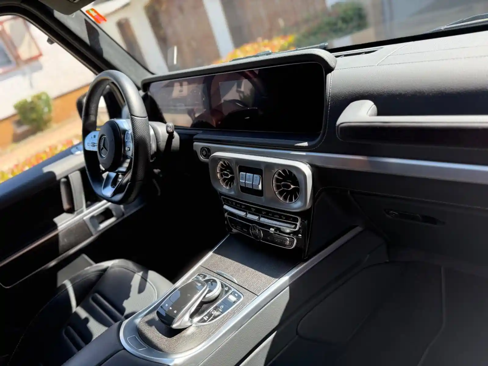 Mercedes-Benz G 500