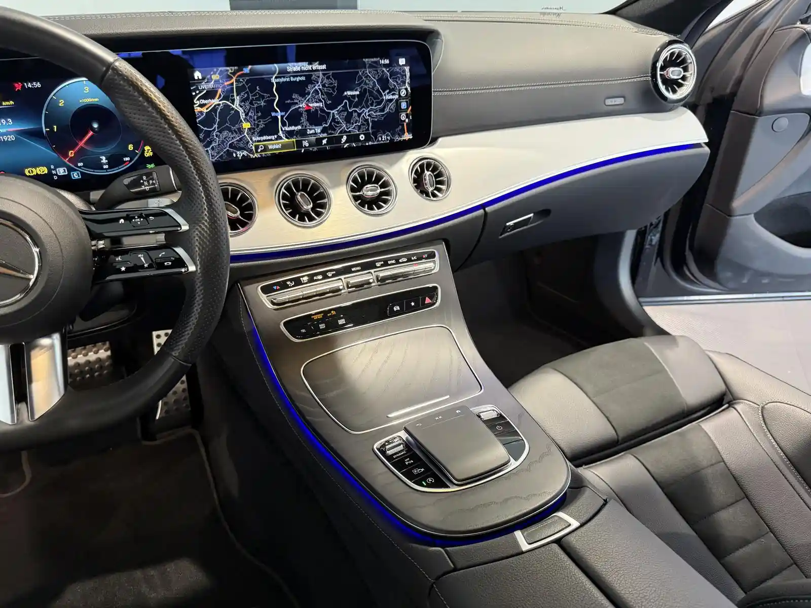 Mercedes-Benz CLS 220