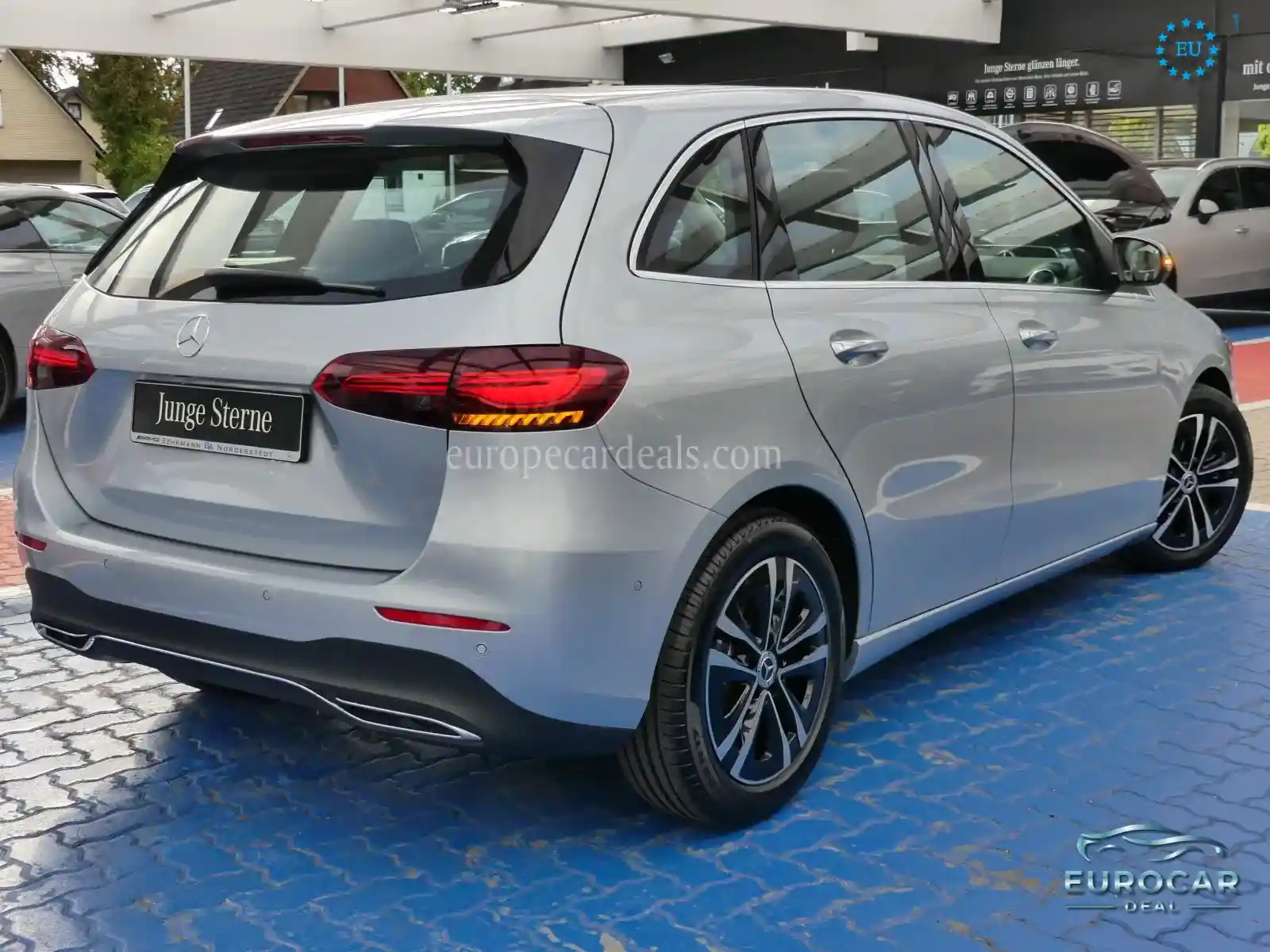 Mercedes-Benz B 220
