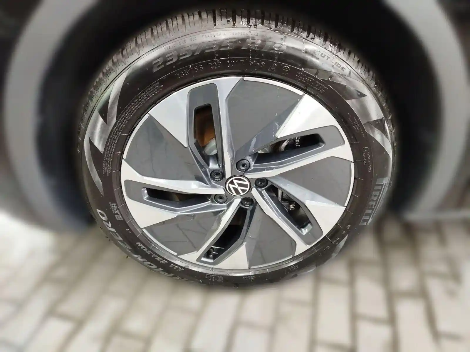 Volkswagen ID.5