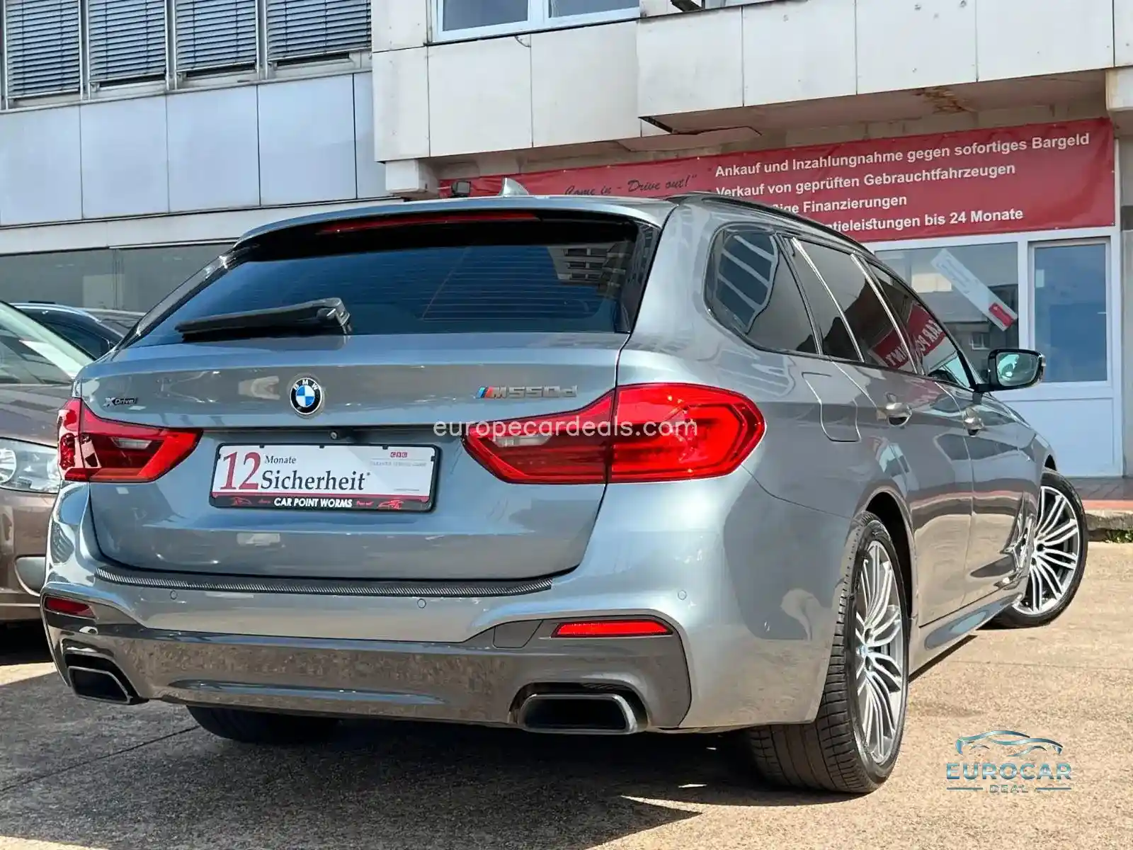 BMW M550