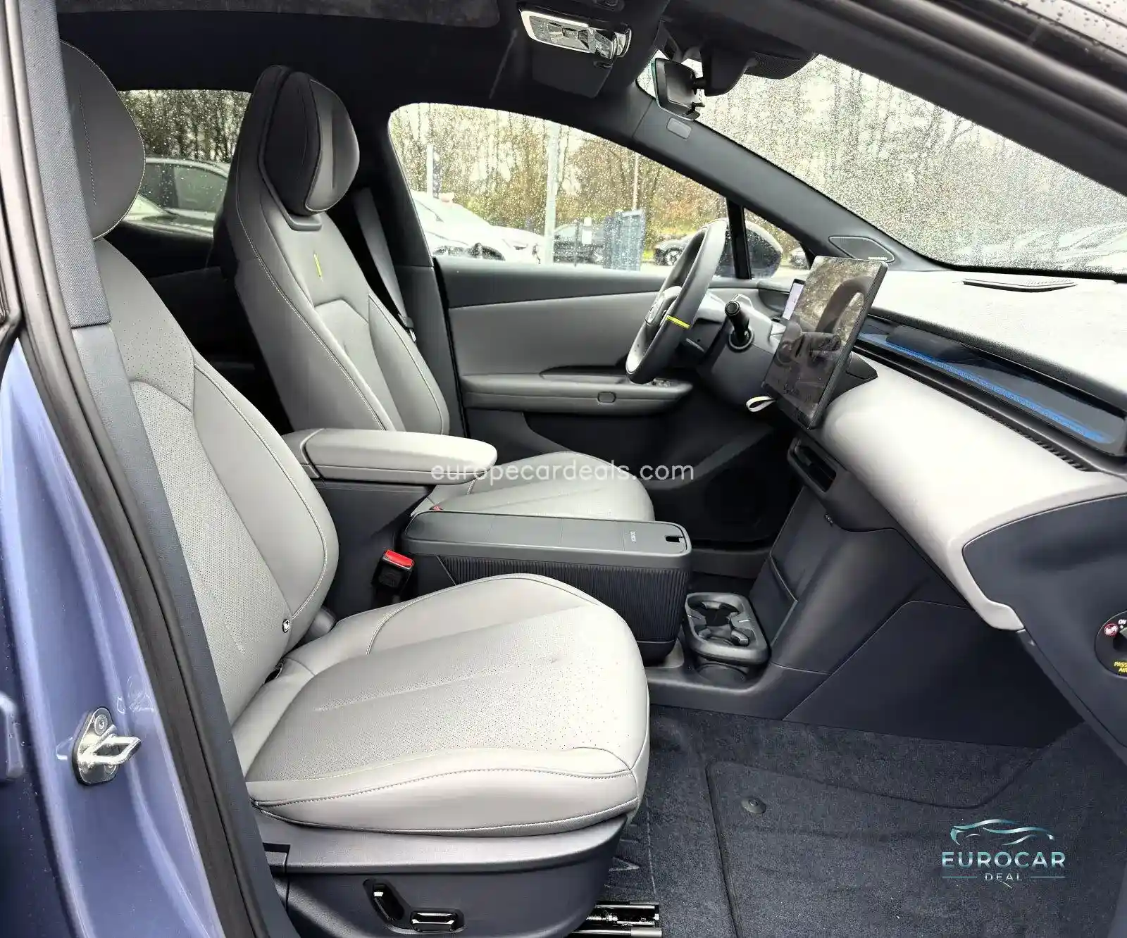 Lynk&Co 02