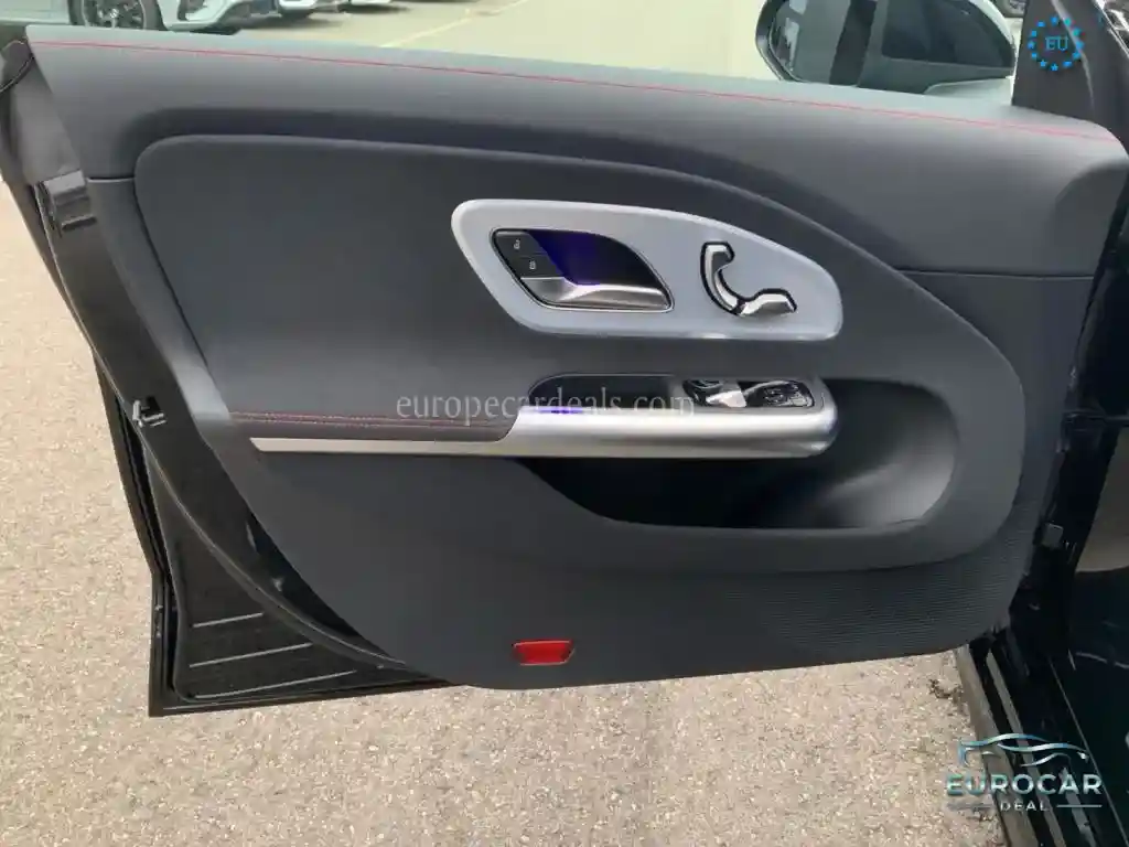Mercedes-Benz CLA 350
