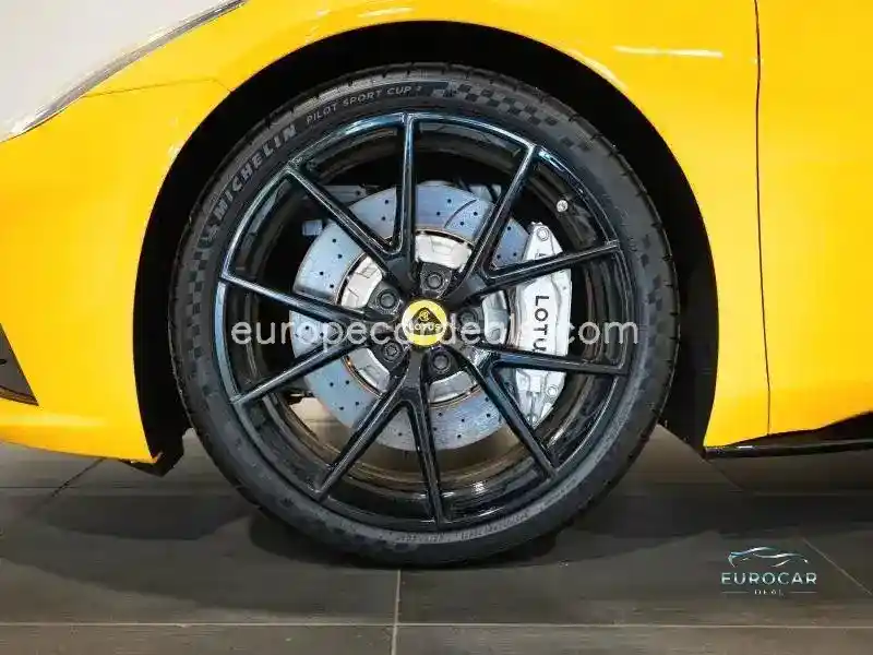 Lotus Emira