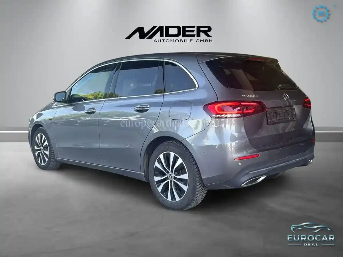 Mercedes-Benz B 250