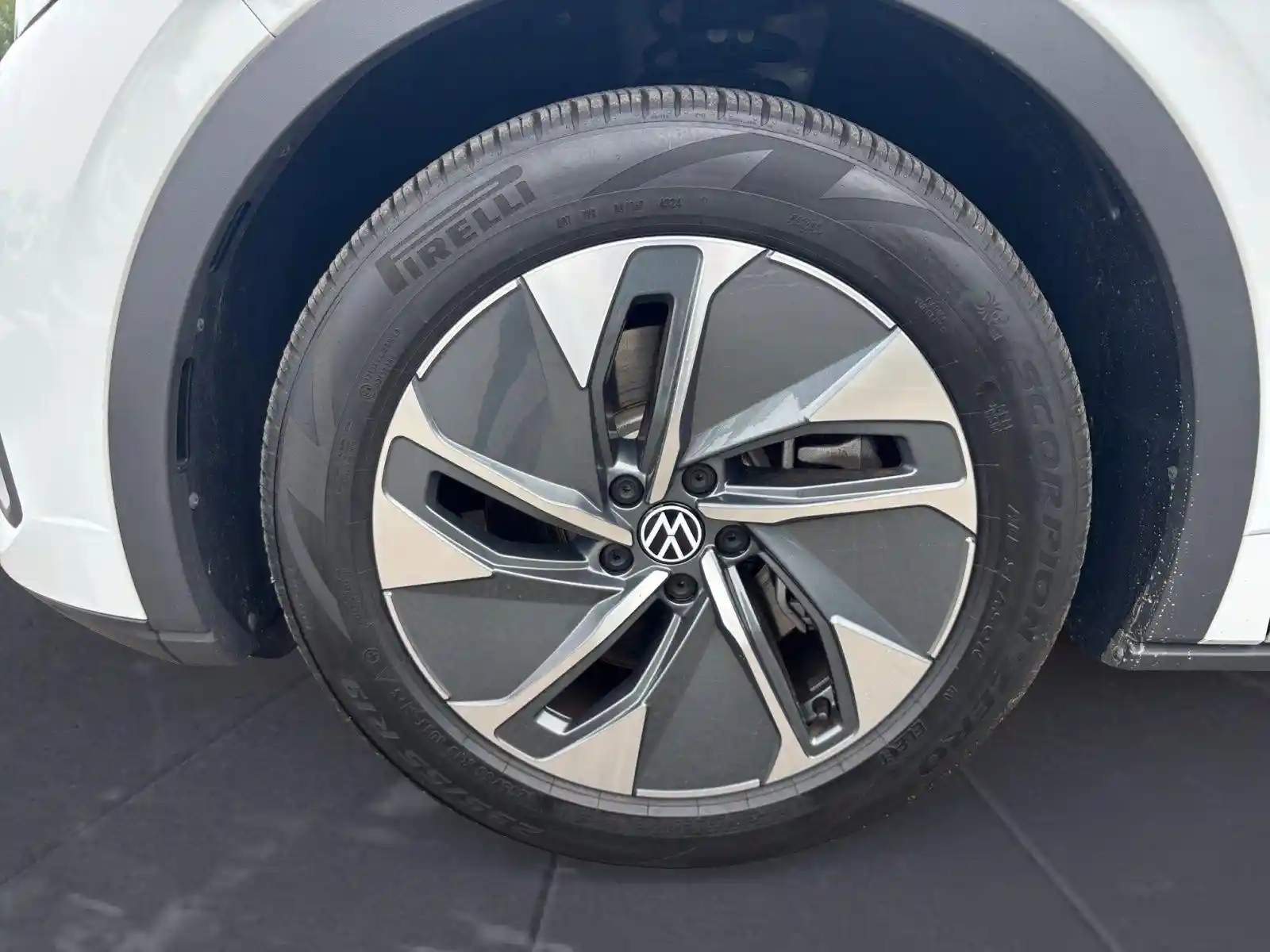 Volkswagen ID.5