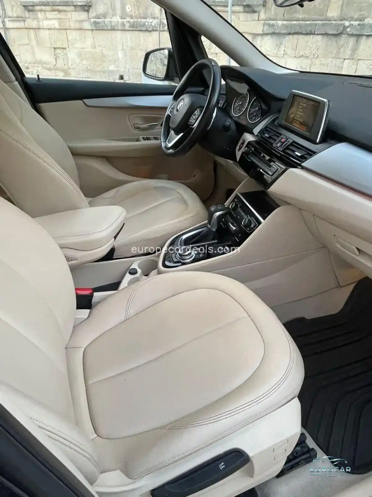 BMW 218
