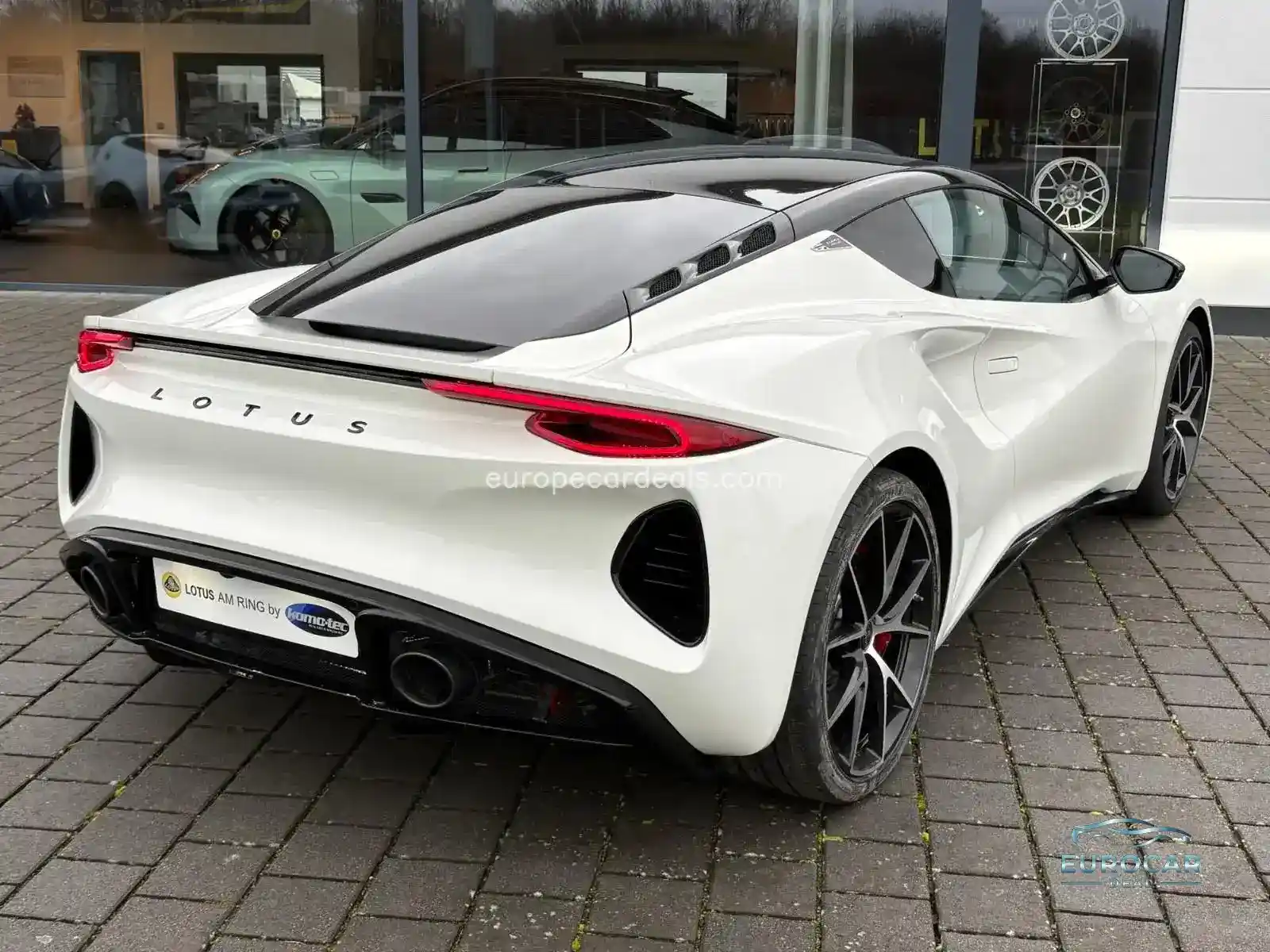 Lotus Emira