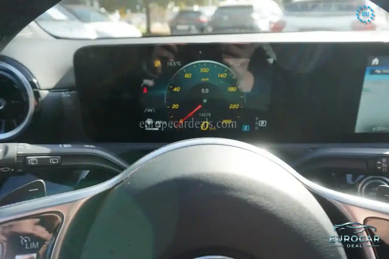 Mercedes-Benz A 200