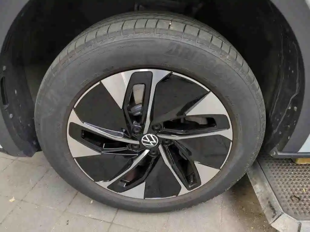 Volkswagen ID.5