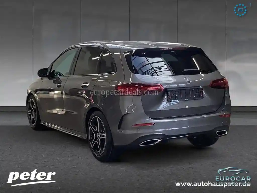 Mercedes-Benz B 220