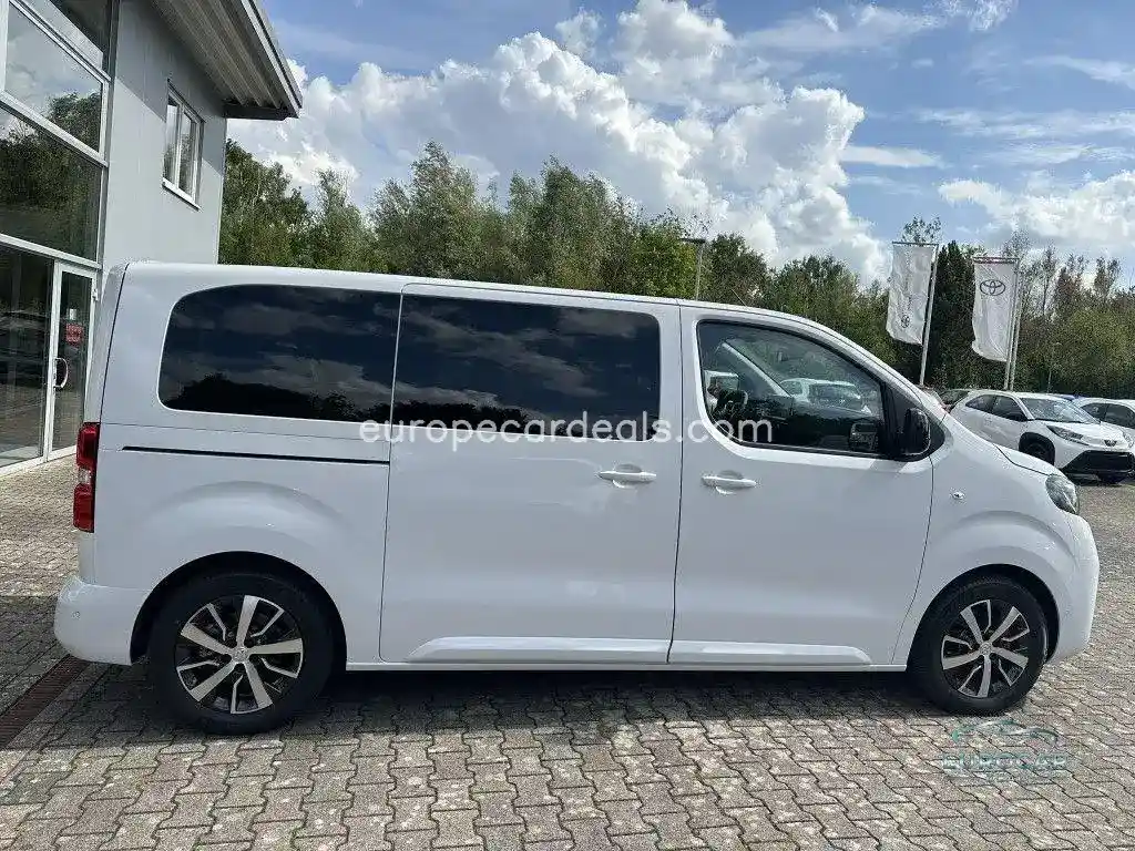 Toyota Proace (Verso)