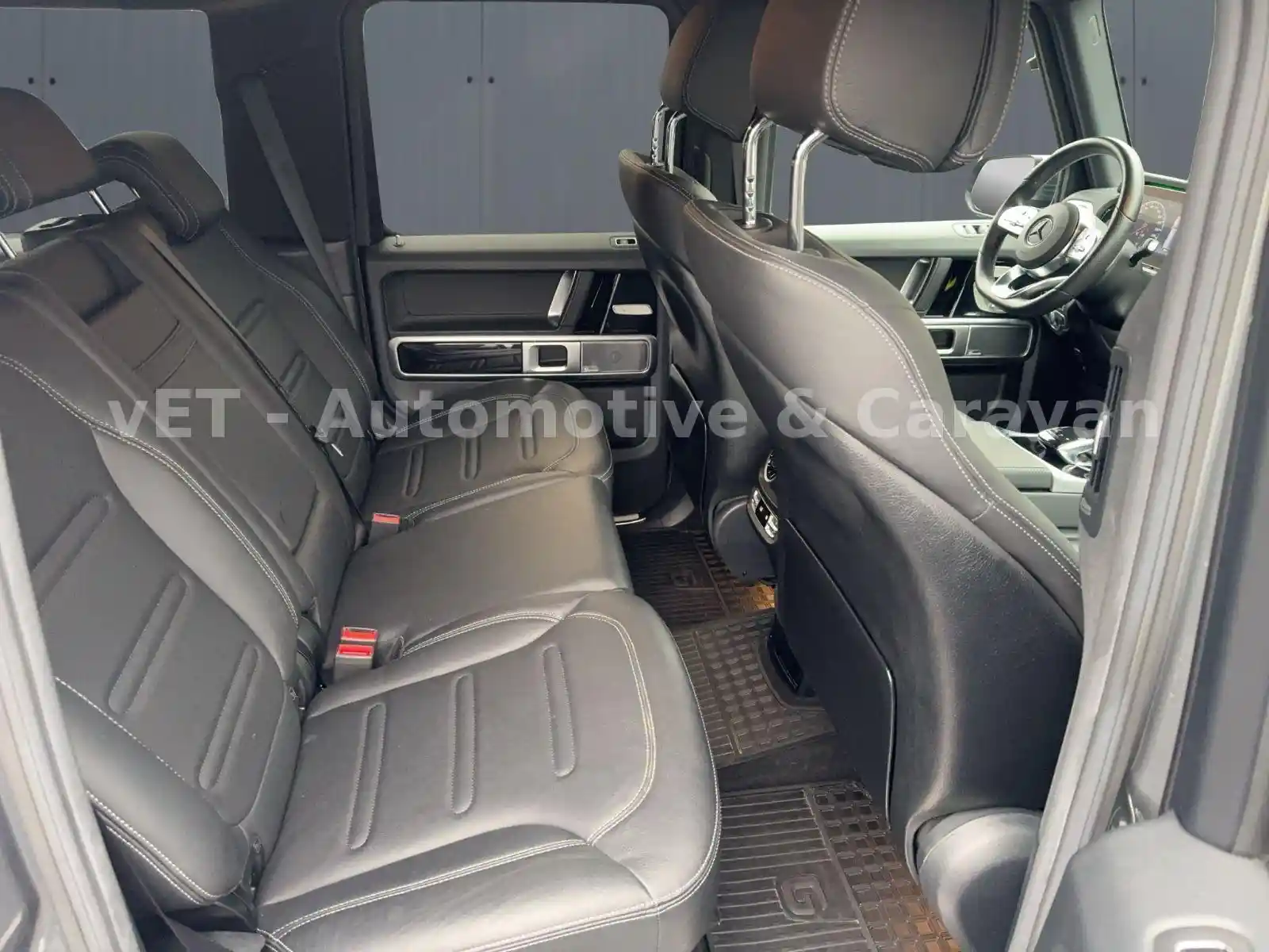 Mercedes-Benz G 500