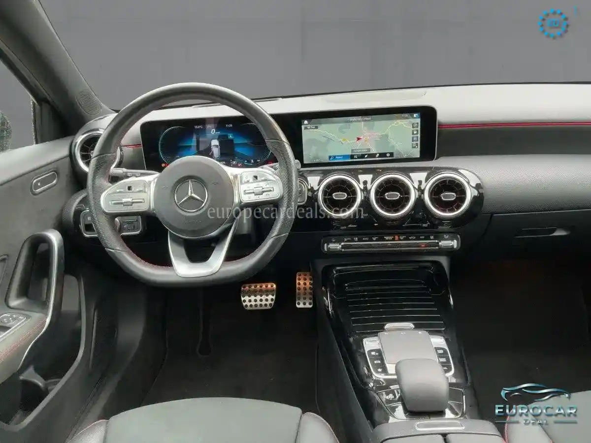 Mercedes-Benz A 35 AMG