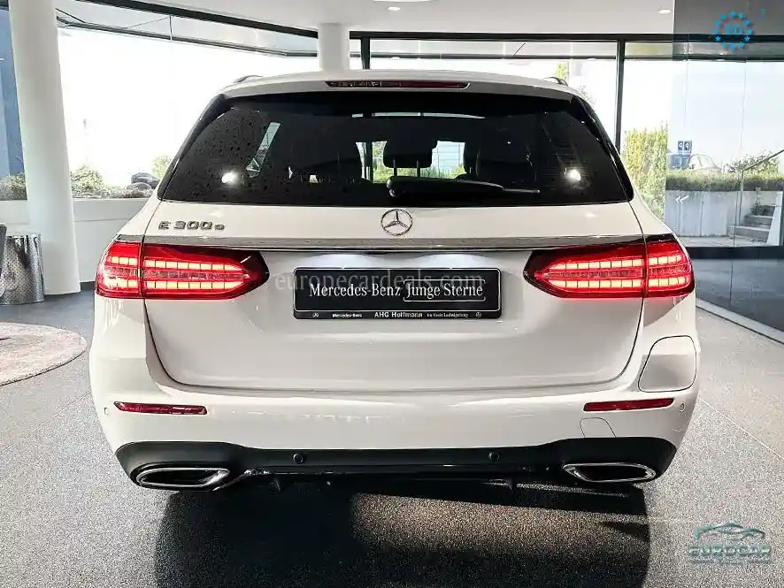 Mercedes-Benz E 300