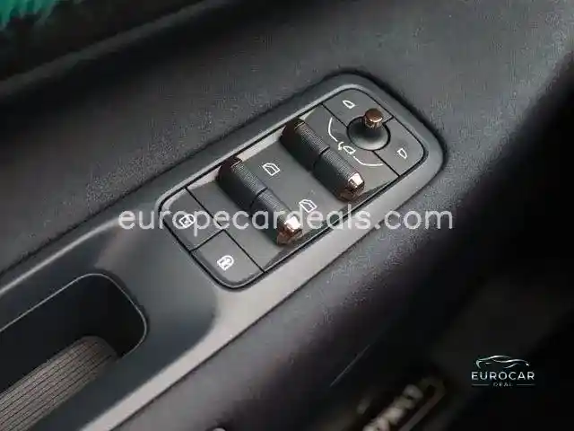 Lynk&Co 08