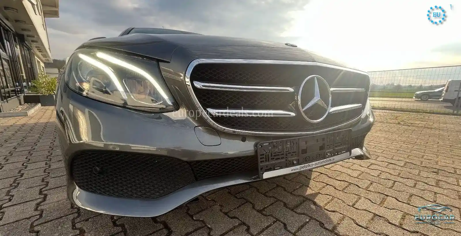 Mercedes-Benz E 200