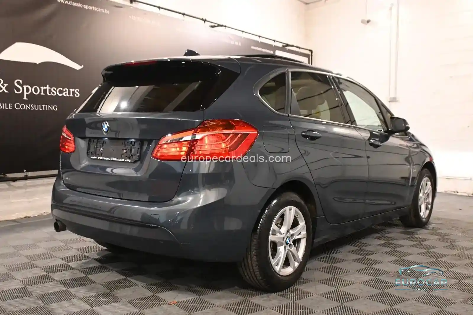 BMW 218