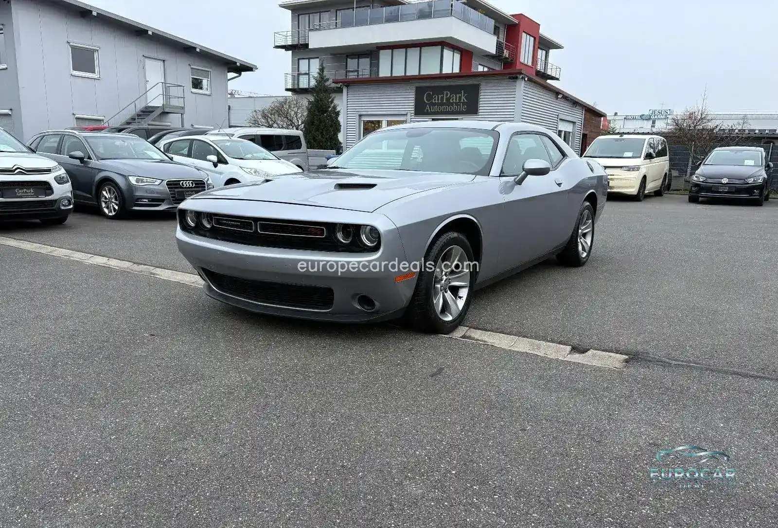 Dodge Challenger