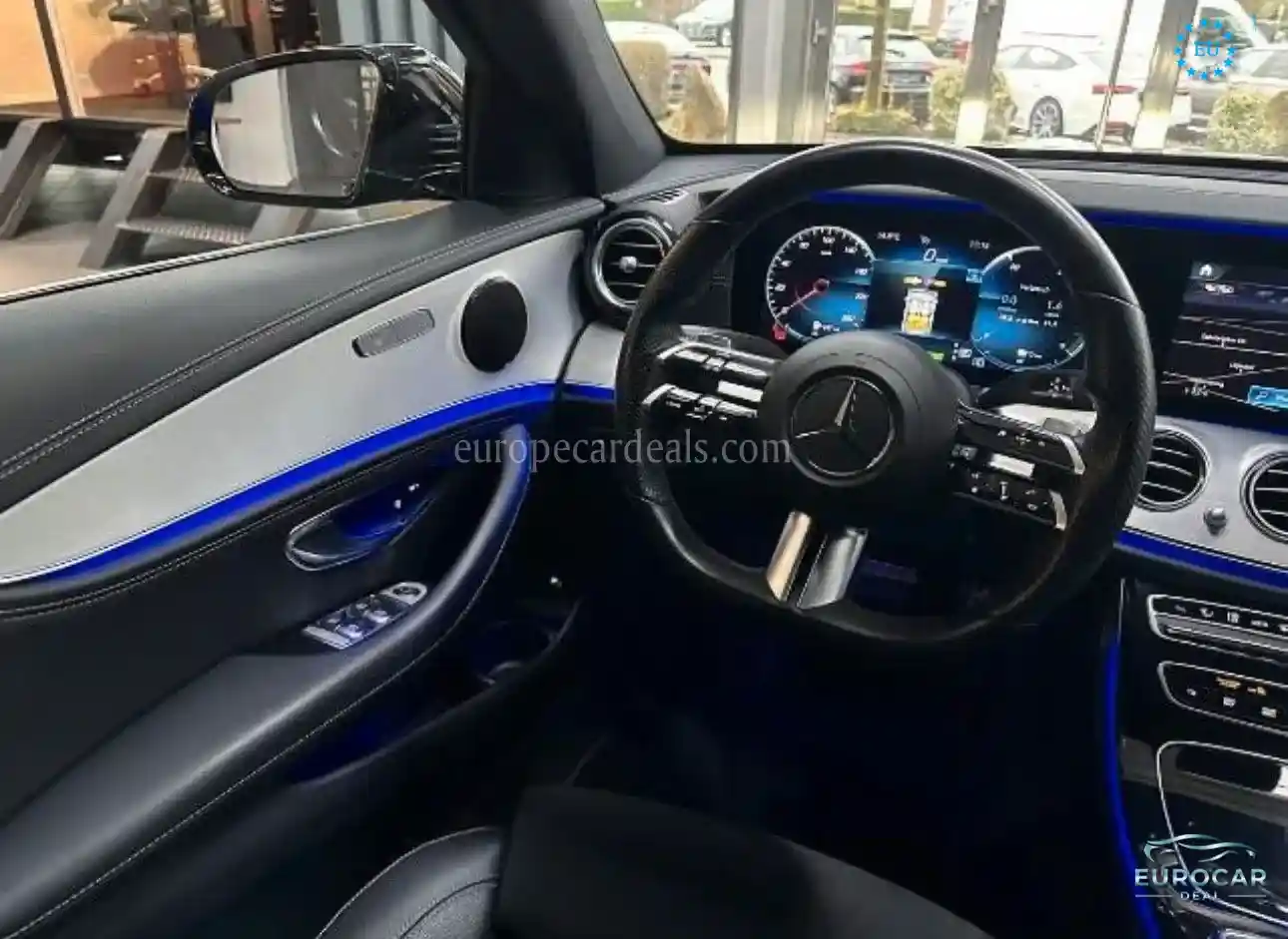 Mercedes-Benz E 300