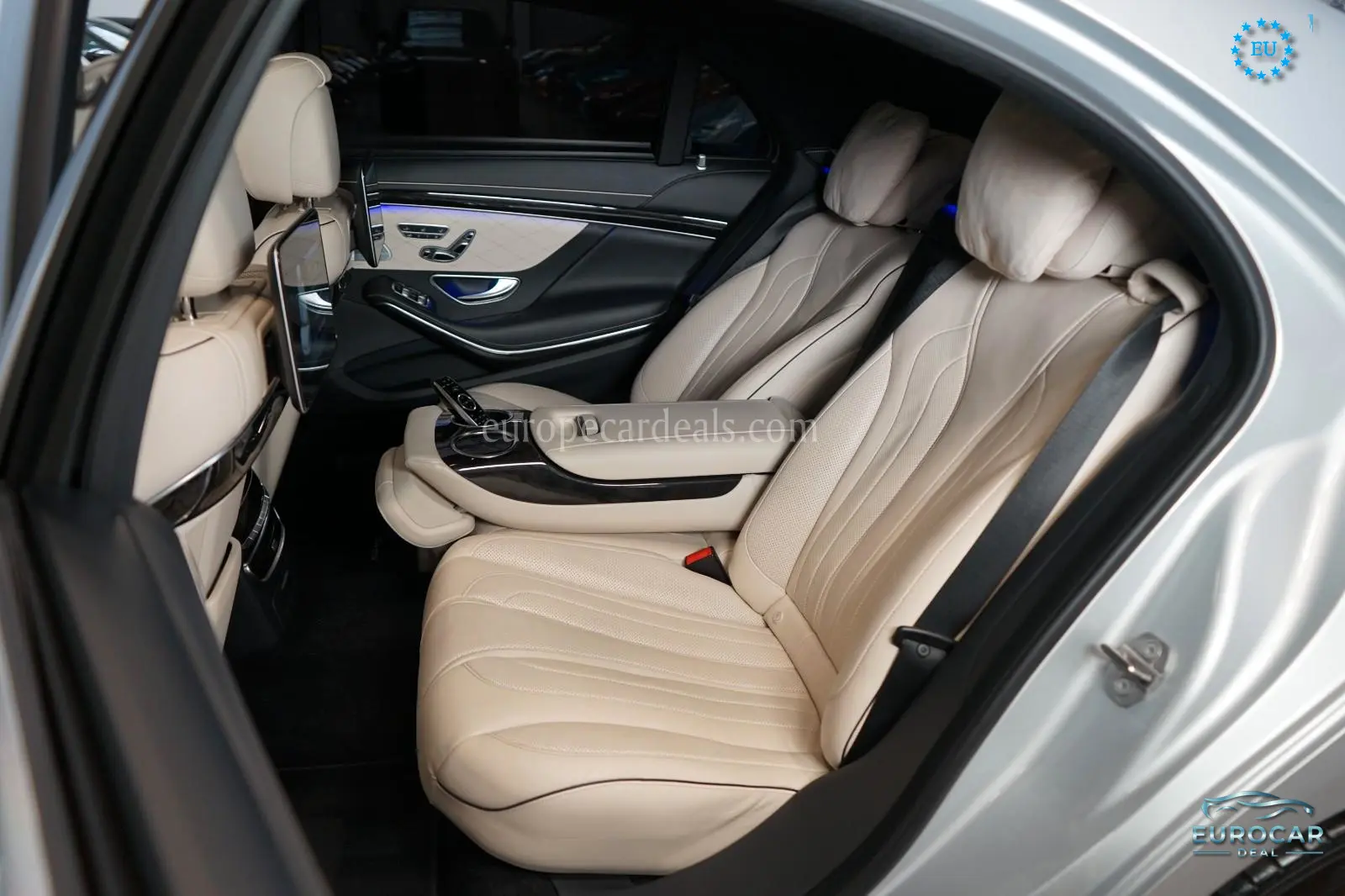 Mercedes-Benz S 560
