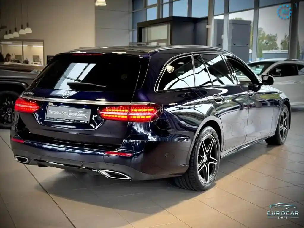 Mercedes-Benz E 300