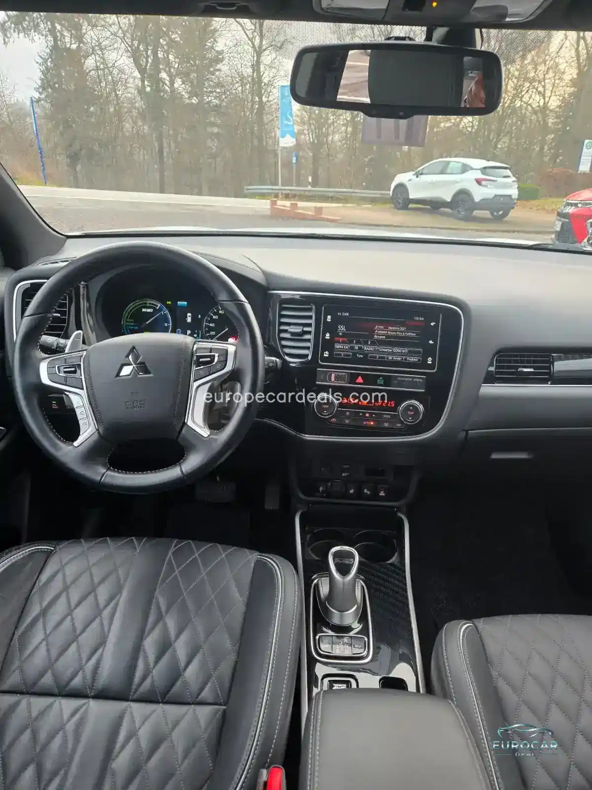 Mitsubishi Plug-in Hybrid Outlander
