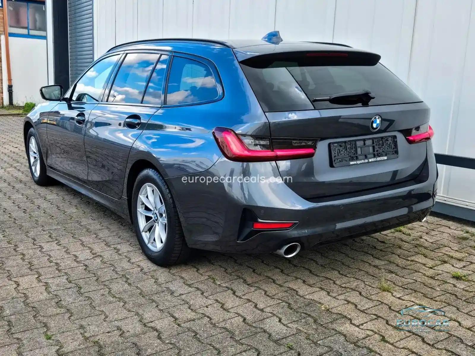 BMW 320