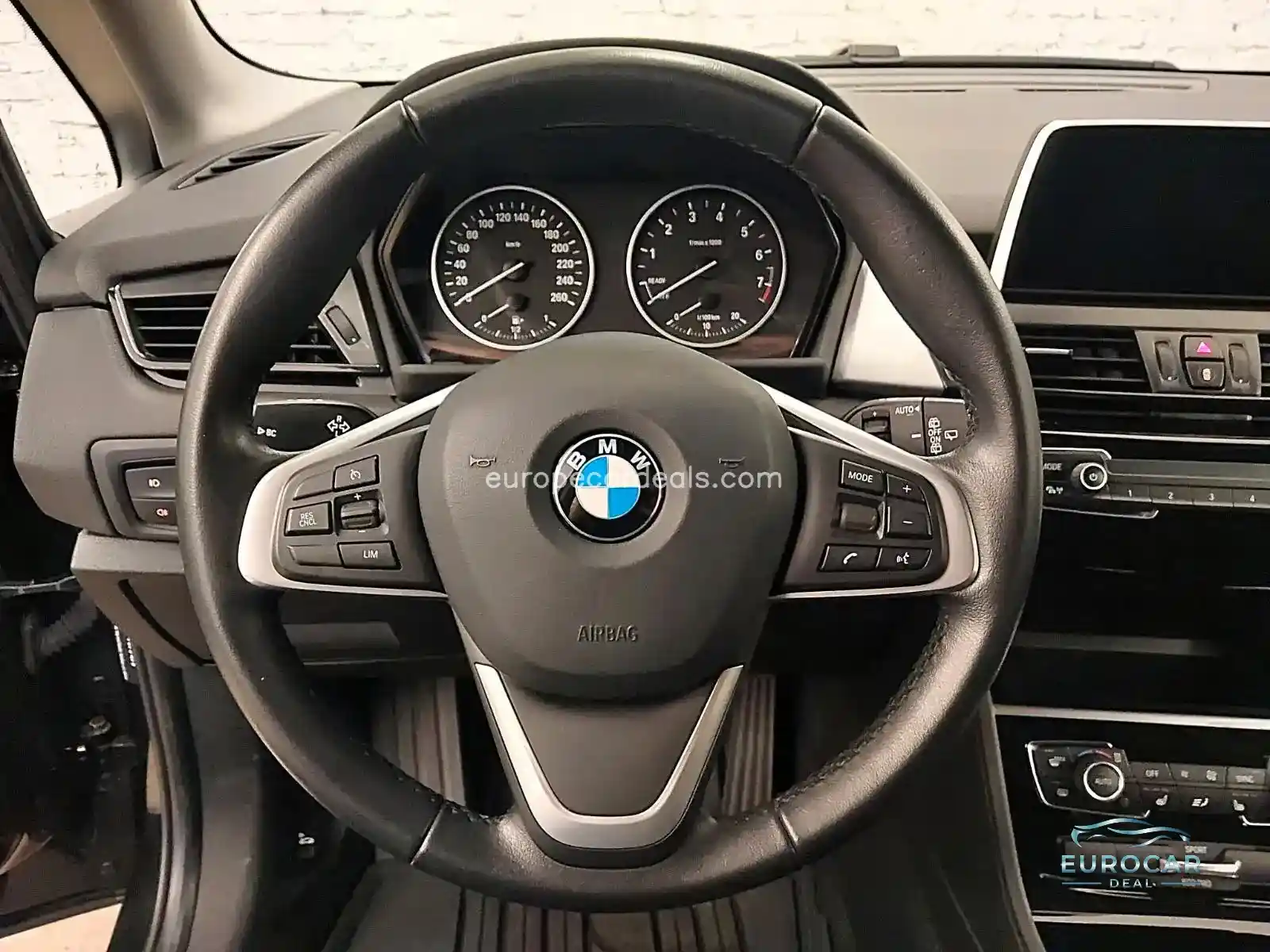 BMW 218