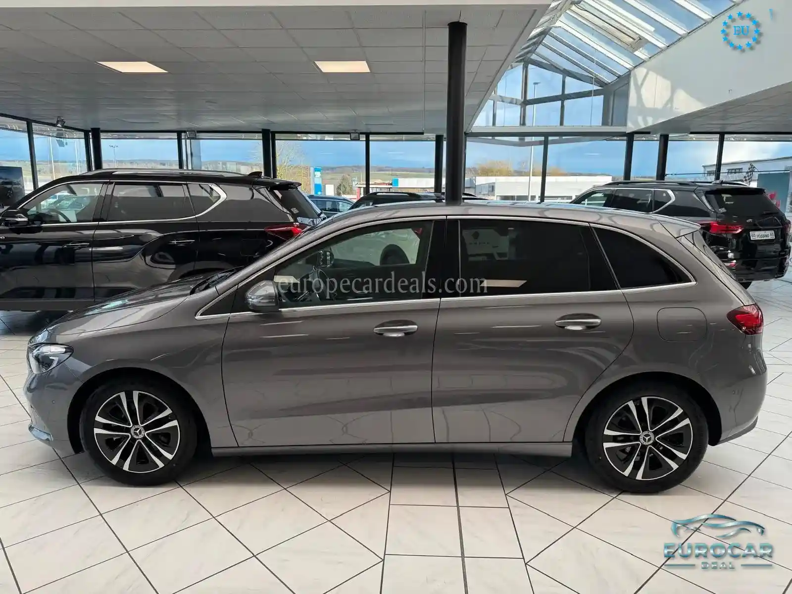 Mercedes-Benz B 180