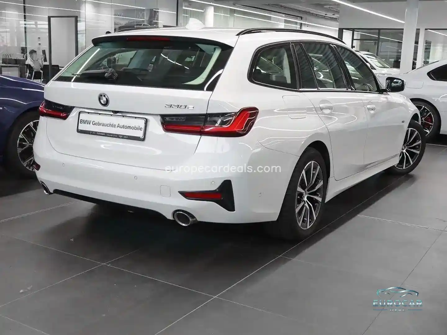 BMW 330