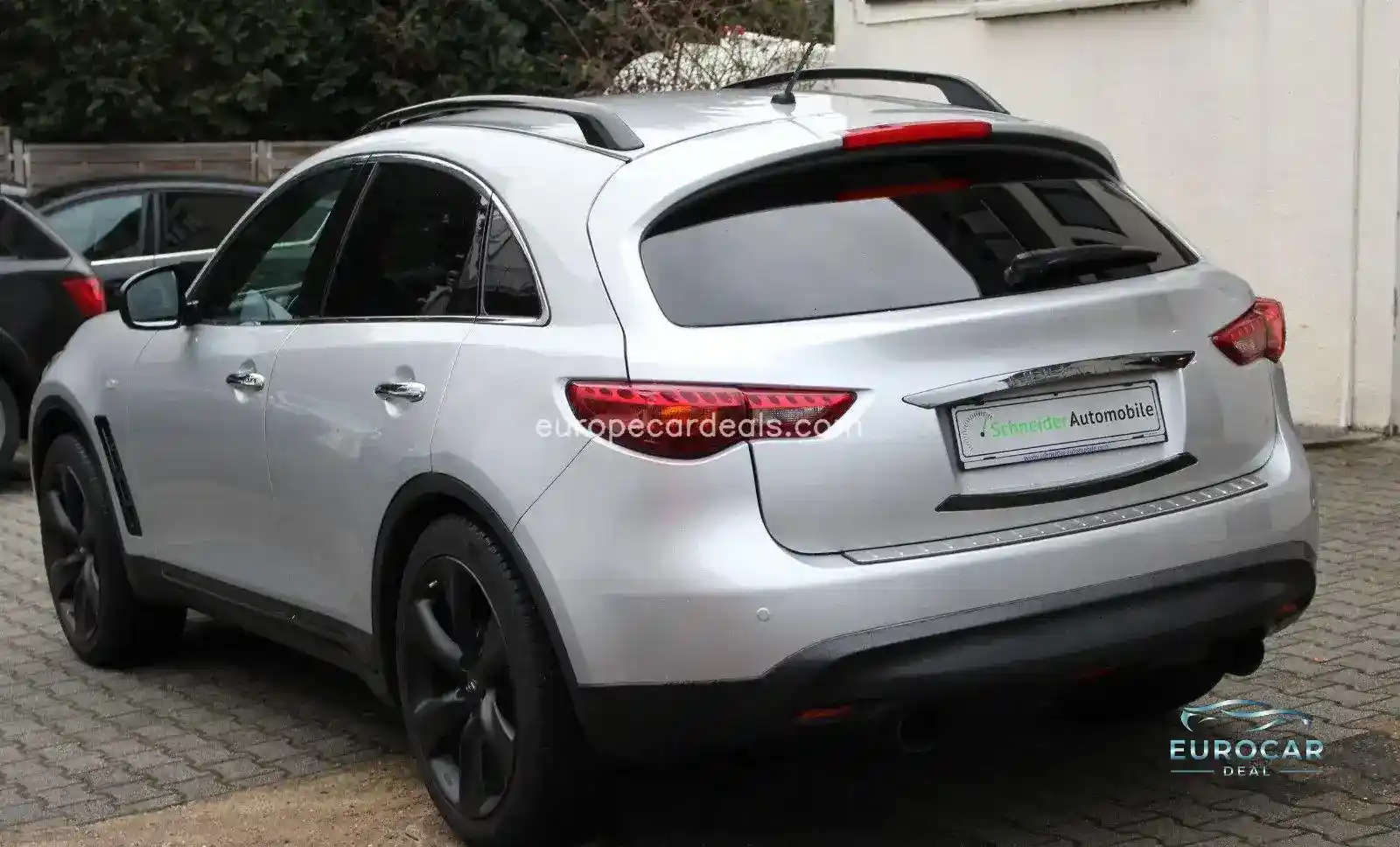 Infiniti QX70