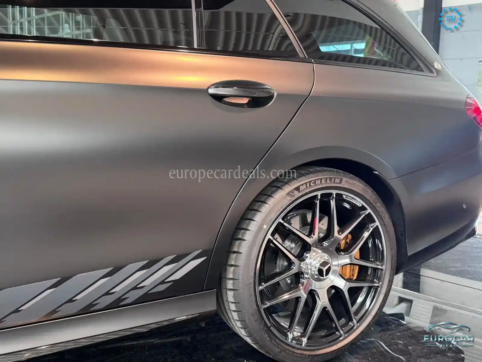 Mercedes-Benz E 63 AMG