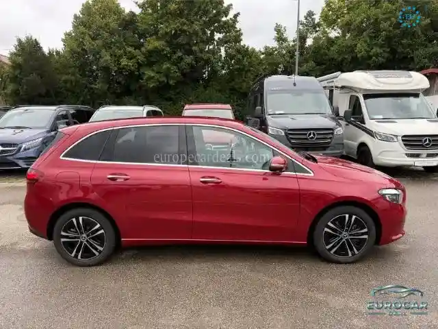 Mercedes-Benz B 250