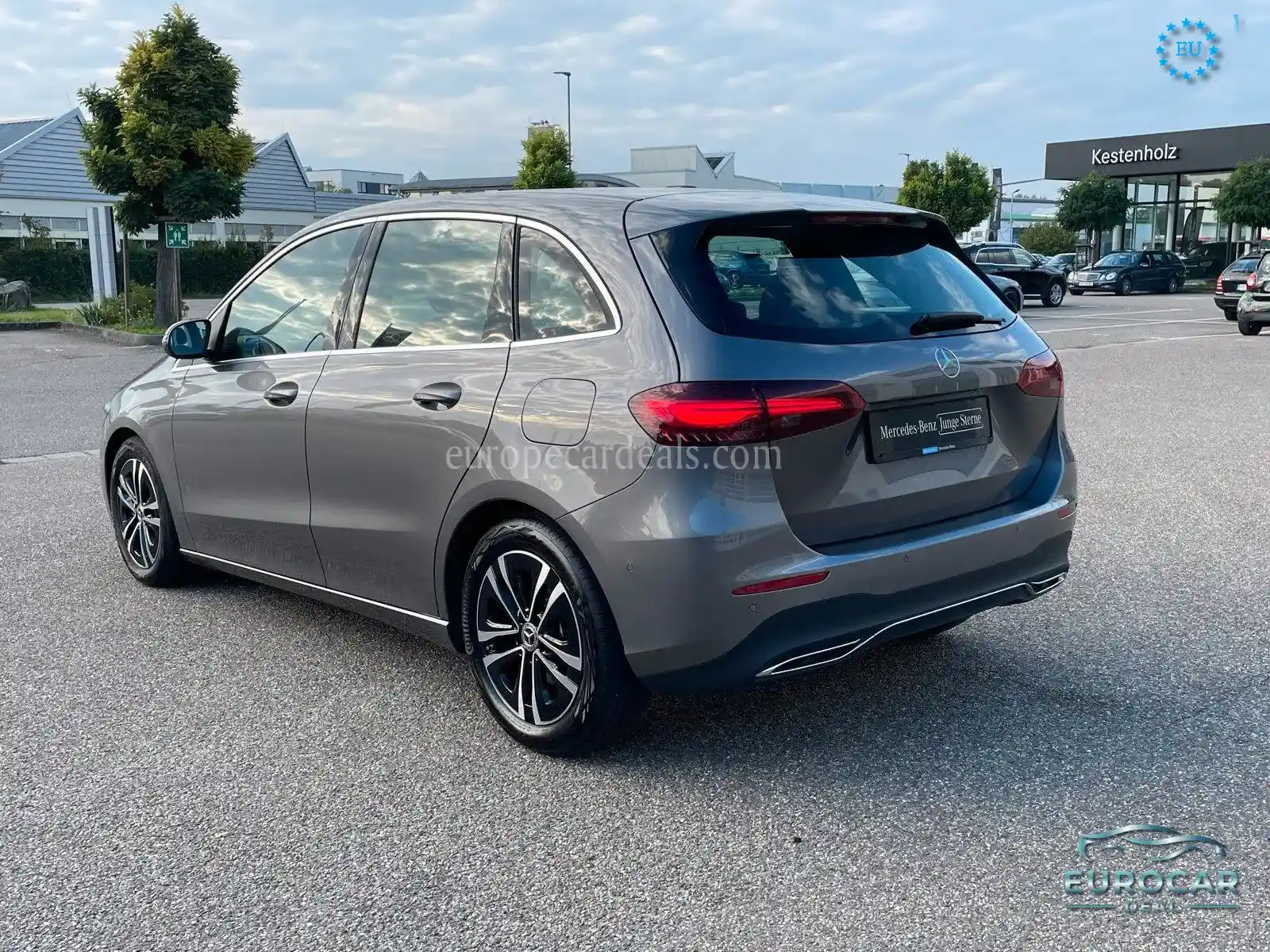 Mercedes-Benz B 200