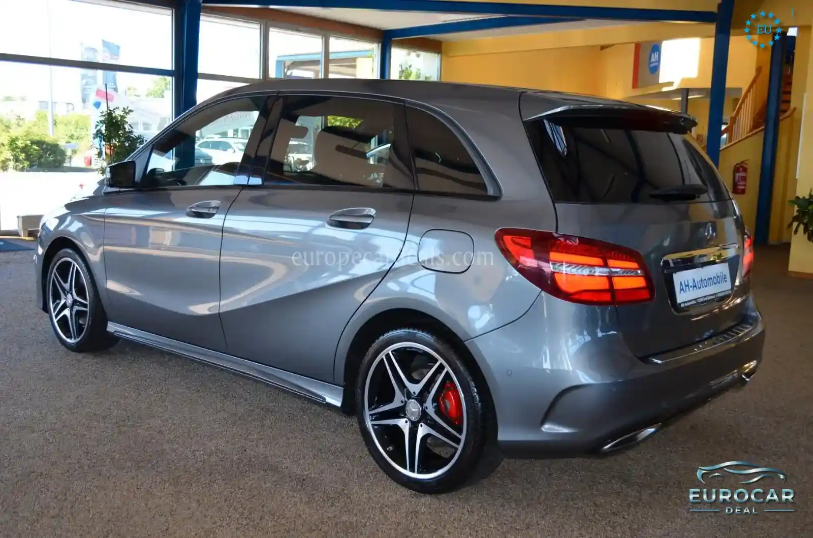 Mercedes-Benz B 200