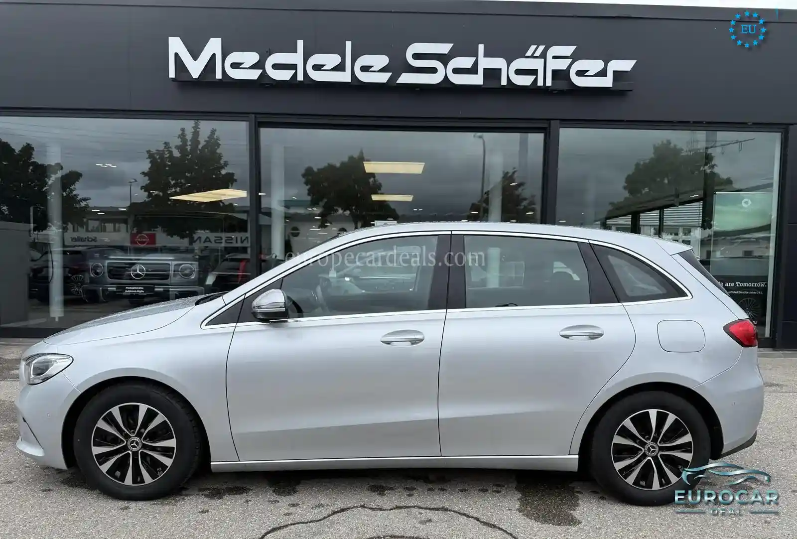 Mercedes-Benz B 180